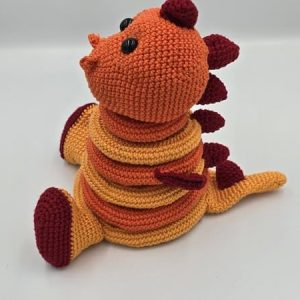 Jeu de dextérité Empiler les différentes pièces-de-face-au-crochet-fait-main-au-fil-des-mailles